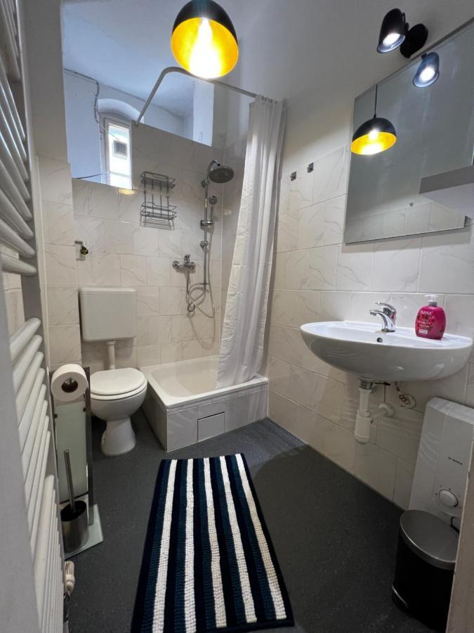 Ferienwohnung Am Schlosspark Charlottenburg Berlin Bagian luar foto
