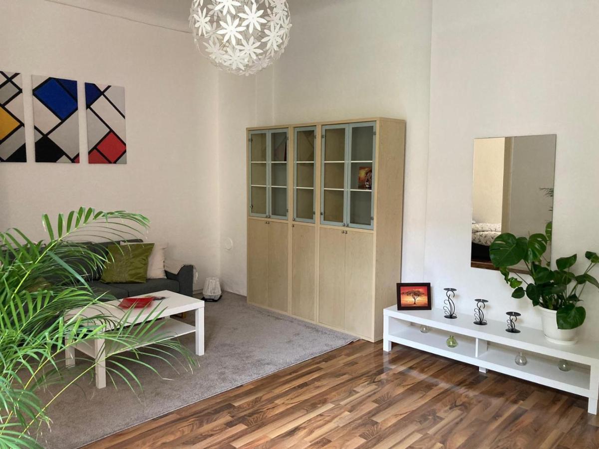 Ferienwohnung Am Schlosspark Charlottenburg Berlin Bagian luar foto